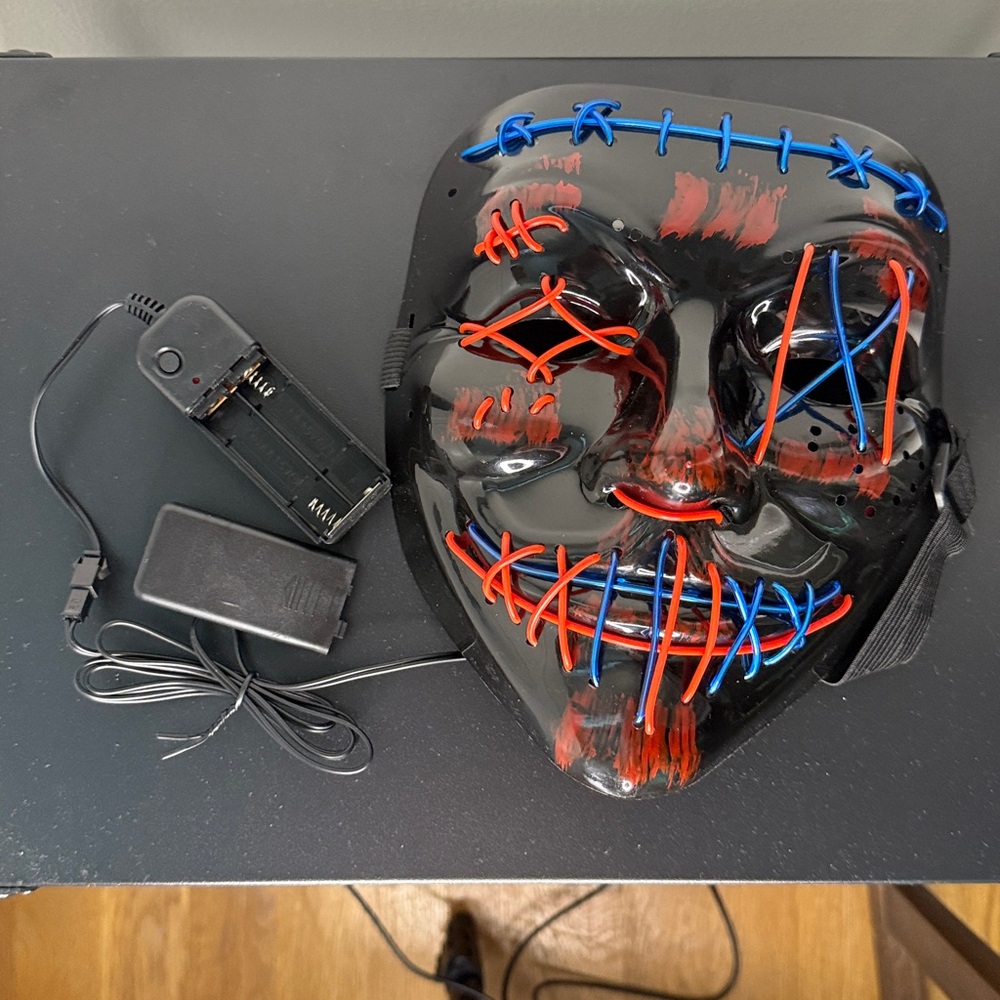 FREE w/purchase Amazon BOMLY Halloween Purge Mask Light Up Scary Wire LED Party